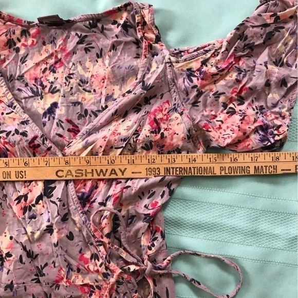 Floral Print Cold Shoulder Wrap Dress - Picture 5 of 10